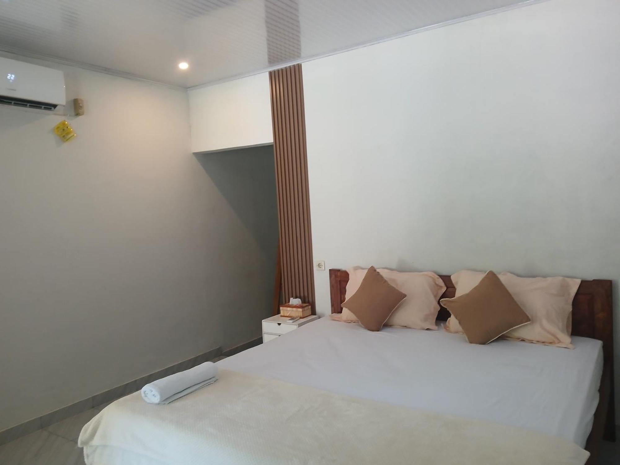 Renata Cottages Ohoililir الغرفة الصورة